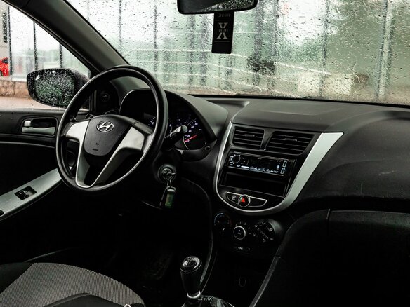 2011 Hyundai Solaris I, фиолетовый, 485000 рублей - вид 21
