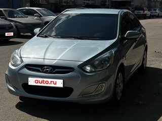 2011 Hyundai Solaris I, серый, 630000 рублей, вид 1