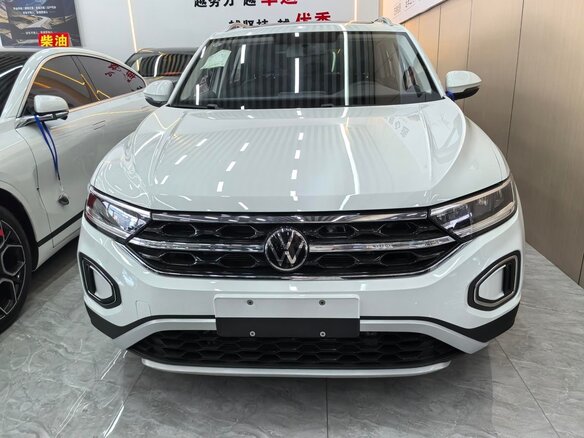 2025 Volkswagen T-Roc I Рестайлинг, белый - вид 1