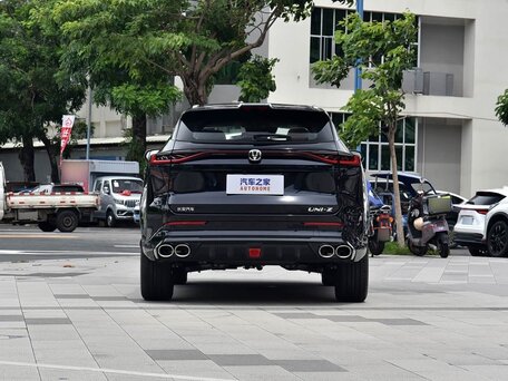 2026 Changan UNI-Z, чёрный, 2367000 рублей, вид 4