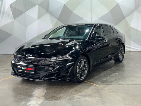Kia K5 III