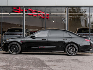 2026 Mercedes-Benz S-Класс 580 Long 4MATIC VII (W223) Рестайлинг, чёрный, 31790000 рублей, вид 3