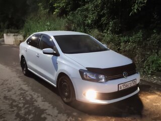 2015 Volkswagen Polo V Рестайлинг, белый, 808000 рублей, вид 1