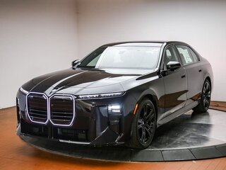 2026 BMW 7 серии 740 xDrive VII (G70) Рестайлинг, чёрный, 18800000 рублей, вид 2
