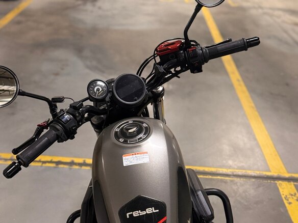 2017 Honda CMX 500 Rebel, серый, 530000 рублей - вид 7