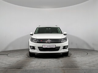 2015 Volkswagen Tiguan I Рестайлинг, белый, 1340000 рублей, вид 2