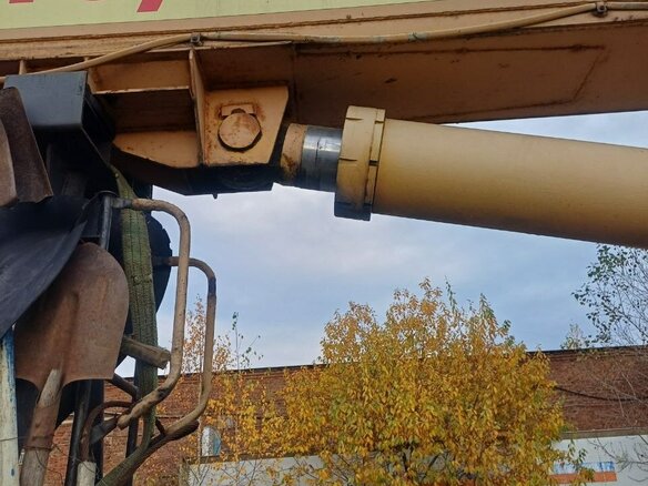 2005 Галичанин КС-55713, оранжевый, 2200000 рублей - вид 16