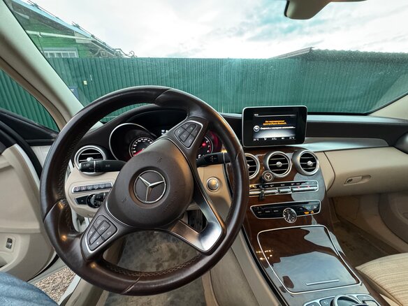 2015 Mercedes-Benz C-Класс 250 IV (W205), белый, 2400000 рублей - вид 9