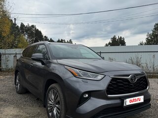2021 Toyota Highlander IV (XU70), серый, 4690000 рублей, вид 3