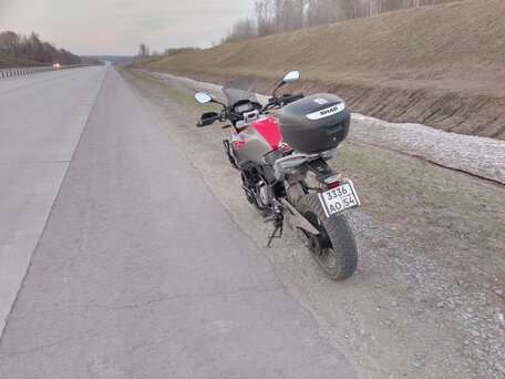2017 BMW G 310 GS, красный, 350000 рублей, вид 5