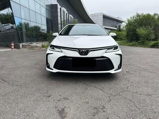 2026 Toyota Corolla XII (E210), белый, 1980000 рублей, вид 2