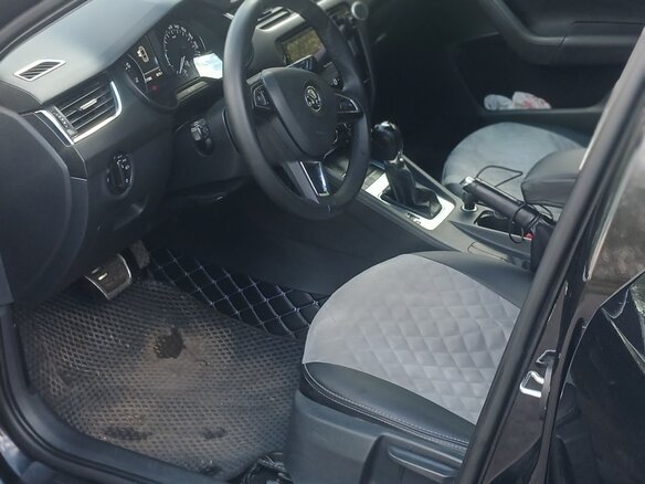 2013 Skoda Octavia III (A7), чёрный, 1200000 рублей - вид 8