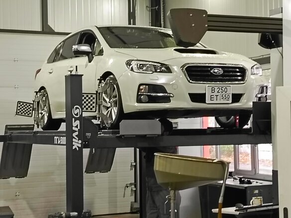 2016 Subaru Levorg I, белый - вид 4