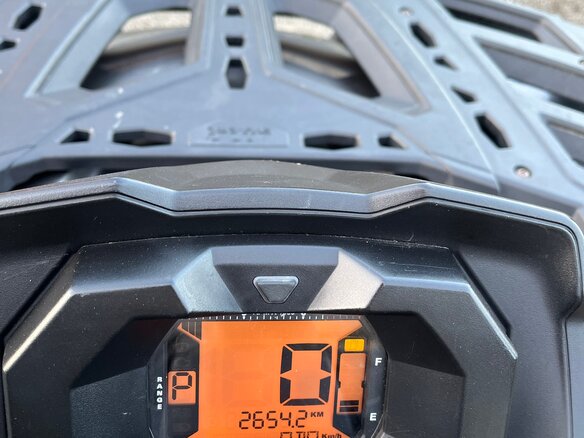 2012 BRP Can-Am Outlander 1000R, серебристый, 1100000 рублей - вид 6