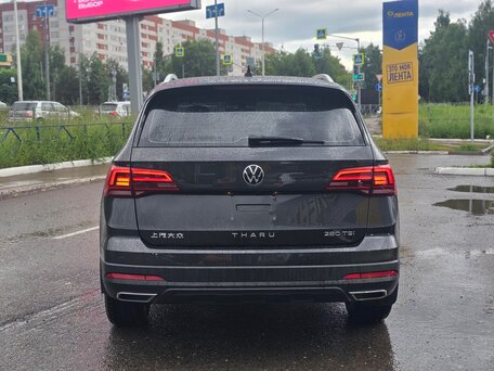 2022 Volkswagen Tharu I, чёрный, 2150000 рублей, вид 3