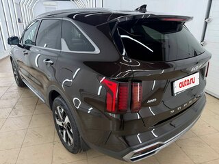 2023 Kia Sorento IV, коричневый, 3697000 рублей, вид 5