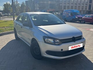 2011 Volkswagen Polo V, серебристый, 385000 рублей, вид 2