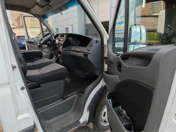 2012 Iveco Daily, белый, 1200000 рублей - вид 11