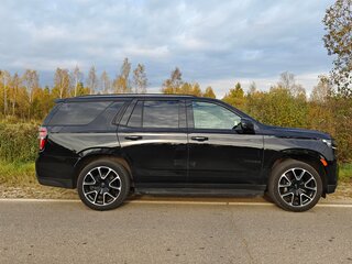 2021 Chevrolet Tahoe V, чёрный, 6700000 рублей, вид 3