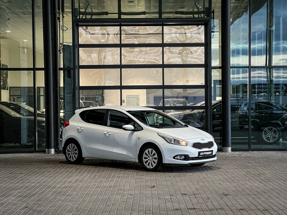 Открыть фотографии: Kia Ceed II