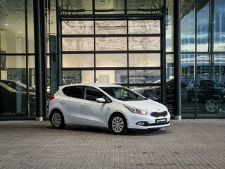 2013 Kia Ceed II, белый, 870000 рублей, вид 1
