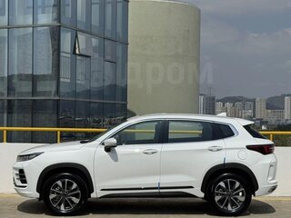 2026 Exeed LX I Рестайлинг, белый, 1728500 рублей, вид 4