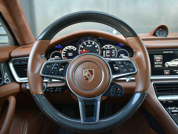 2018 Porsche Panamera Turbo II, фиолетовый, 7450000 рублей - вид 15