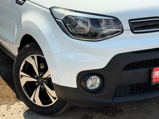 2018 Kia Soul II Рестайлинг, белый, 1350000 рублей, вид 3