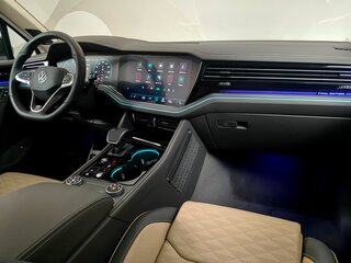 2026 Volkswagen Touareg III Рестайлинг, синий, 13990000 рублей, вид 5