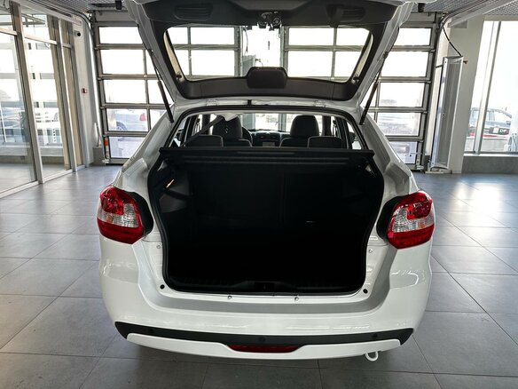 2026 Lada (ВАЗ) Granta I Рестайлинг, белый, 1324000 рублей - вид 9
