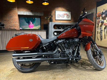 2024 Harley-Davidson Low Rider ST, красный, 2950000 рублей, вид 1