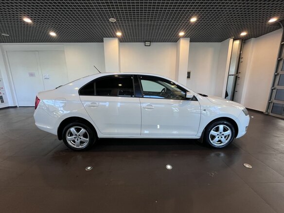 2017 Skoda Rapid I, белый - вид 2