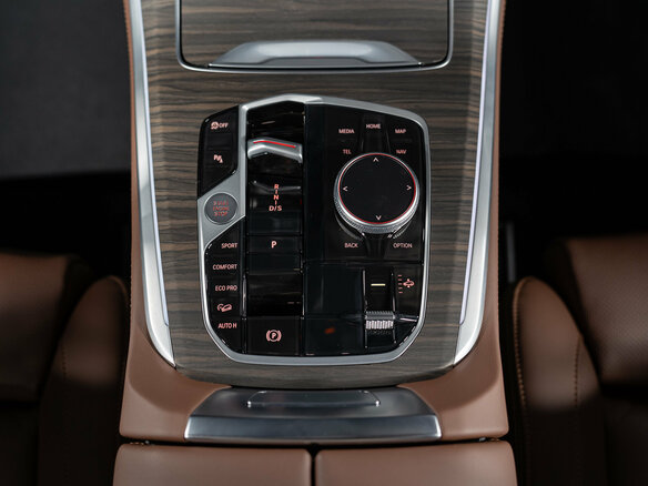 2026 BMW X5 40i IV (G05/G18) Рестайлинг, серый, 14190000 рублей - вид 18