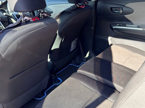 2009 Toyota Wish II, белый - вид 13