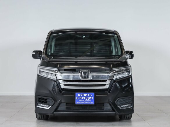 2017 Honda Stepwgn V Рестайлинг, чёрный - вид 1