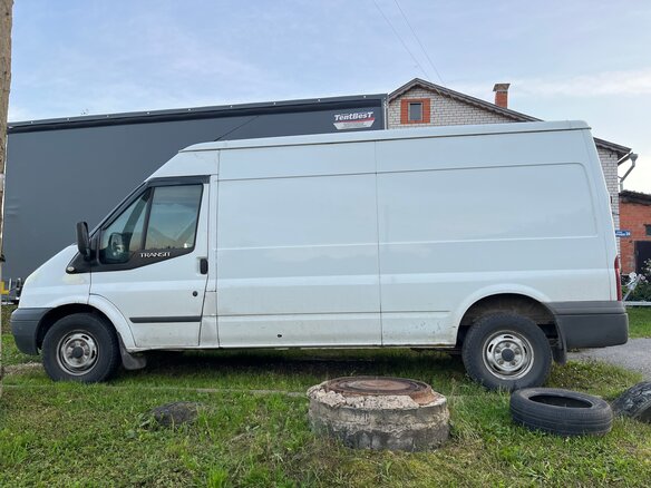 2011 Ford Transit, белый, 1100000 рублей - вид 1