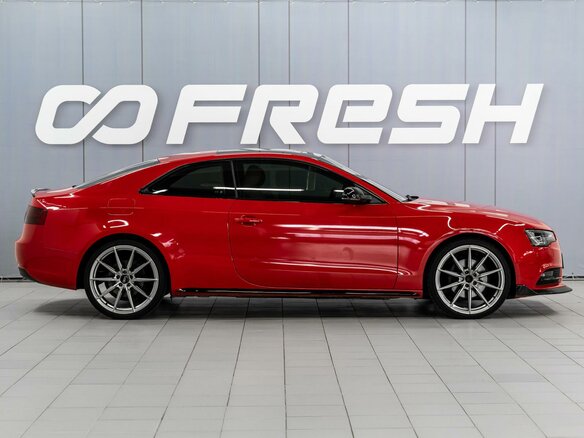 2014 Audi A5 I (8T) Рестайлинг, красный - вид 4