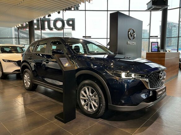 2026 Mazda CX-5 II Рестайлинг, синий, 4290000 рублей - вид 4