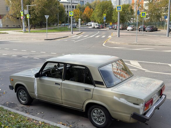 2003 Lada (ВАЗ) 2105, бежевый - вид 4