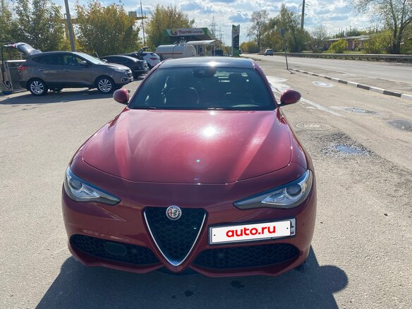 2017 Alfa Romeo Giulia II (952), красный - вид 1