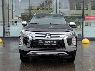 2022 Mitsubishi Montero Sport III Рестайлинг, чёрный, 3680000 рублей, вид 2