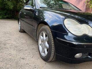 2002 Mercedes-Benz C-Класс 200 II (W203), синий, 599999 рублей, вид 1
