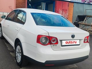 2010 Volkswagen Jetta V, белый, 780000 рублей, вид 4