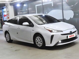 2021 Toyota Prius PHV ZVW52 Prime IV (XW50), белый, 2347000 рублей, вид 1