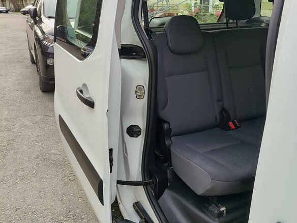 2013 Citroen Berlingo II Рестайлинг, белый, 680000 рублей - вид 16