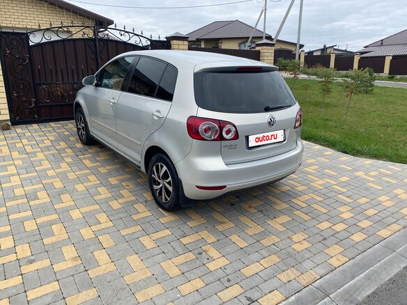 2013 Volkswagen Golf Plus II, серебристый, 835000 рублей - вид 9
