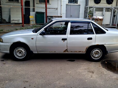 2010 Daewoo Nexia I Рестайлинг, серебристый, 160000 рублей, вид 2
