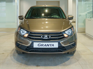 2026 Lada (ВАЗ) Granta I Рестайлинг, золотистый, 1208000 рублей, вид 2