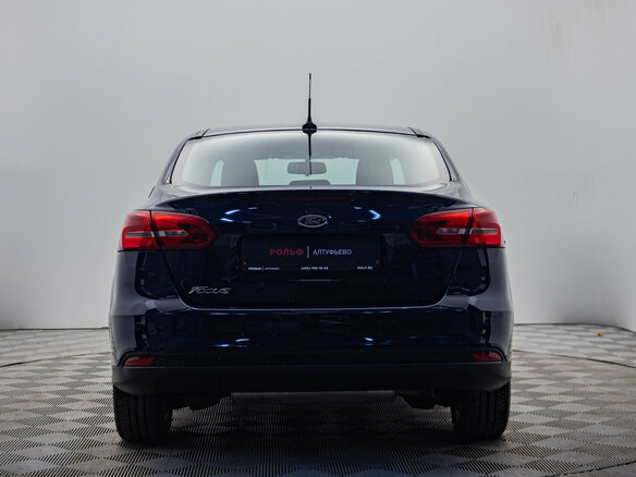 2017 Ford Focus III Рестайлинг, синий, 1112000 рублей - вид 5