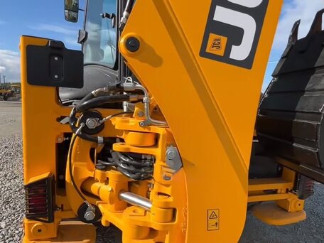 2023 JCB 3CX, 8400000 рублей, вид 3
